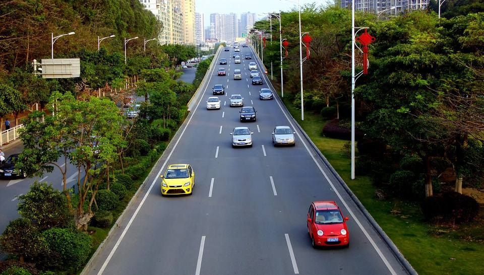 如何提高城市道路清掃標準